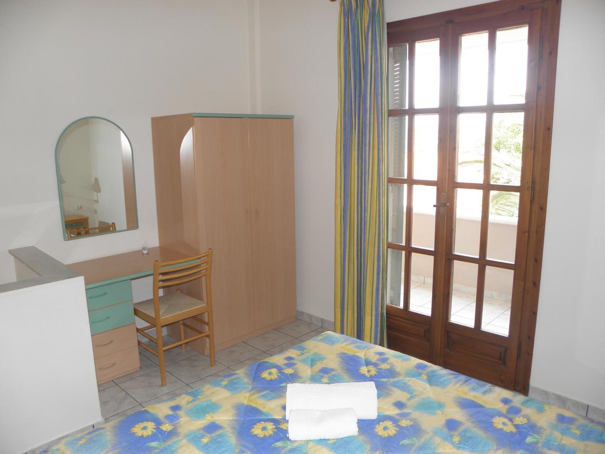 ארכאנגלוס Lakonia Bay Apartments מראה חיצוני תמונה