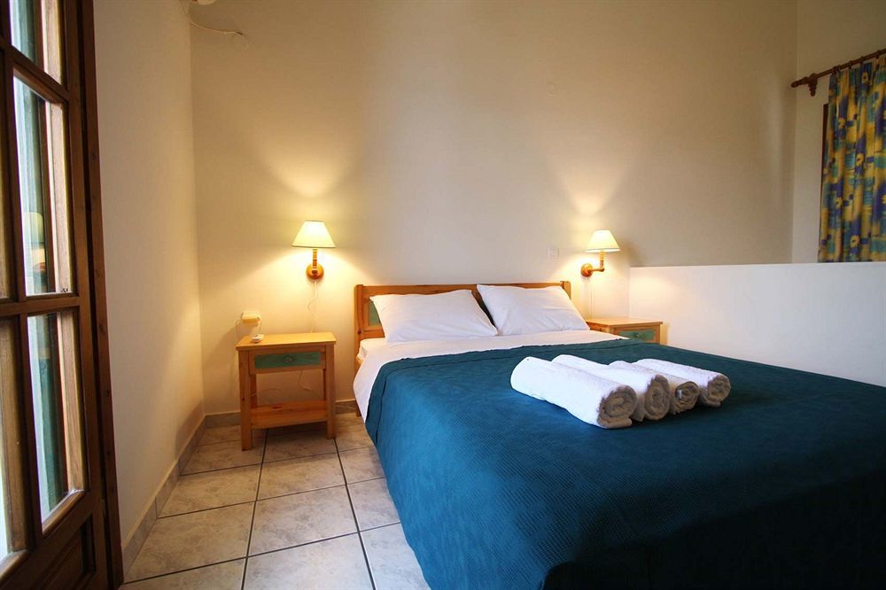 ארכאנגלוס Lakonia Bay Apartments מראה חיצוני תמונה